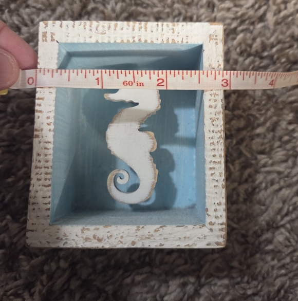 Rustic Seahorse Shadow Box Decor - Picture 4 of 5